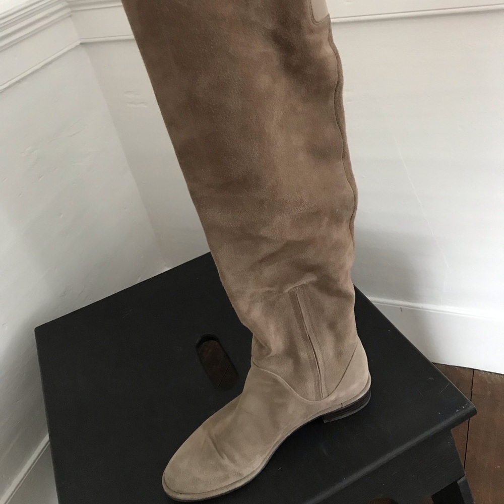 Fangirl Boots in Praline Suede, Stuart Weitzman - Picture 5 of 12